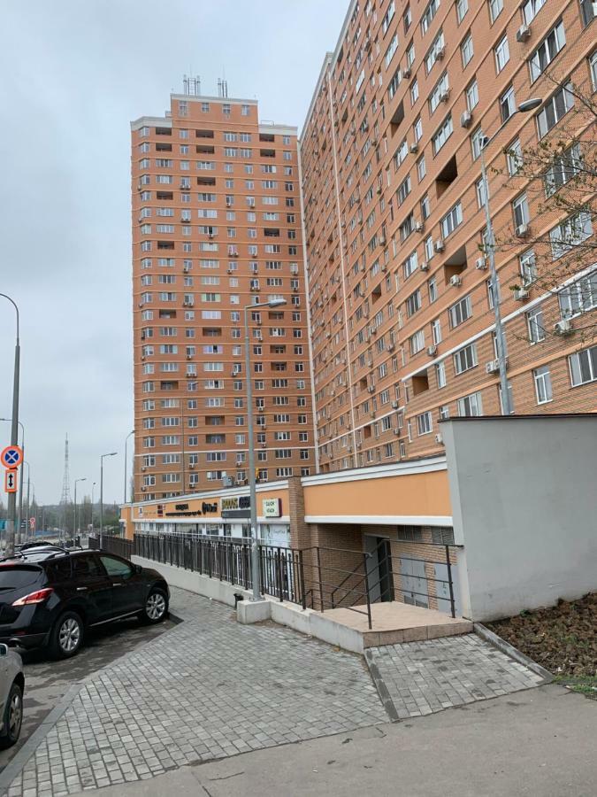 Квартира Возле Автовокзала Odessa Ngoại thất bức ảnh